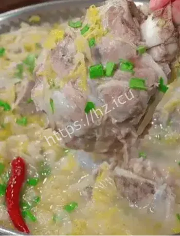 K1572列车酸菜炖骨